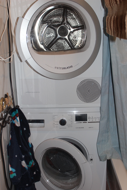 washing maschine + dryer