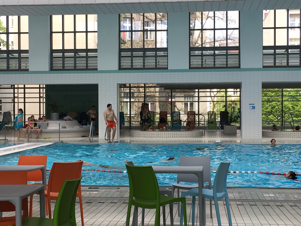 public pool - big and nice - 5 min to walk