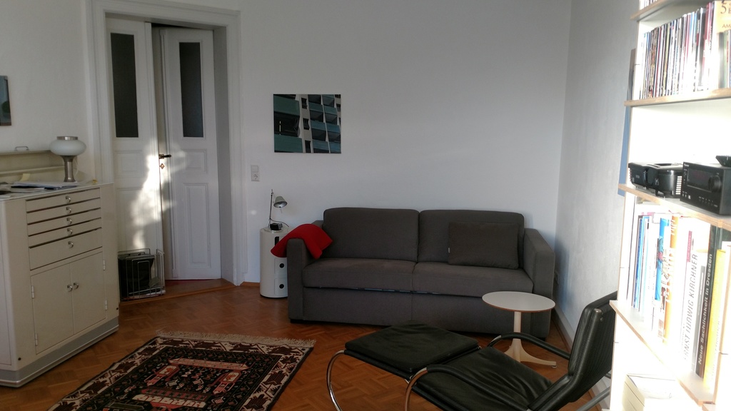 Wohnzimmer mit Schlafcouch