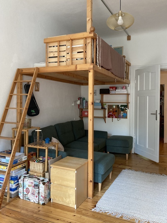 bunk bed in kids room 1