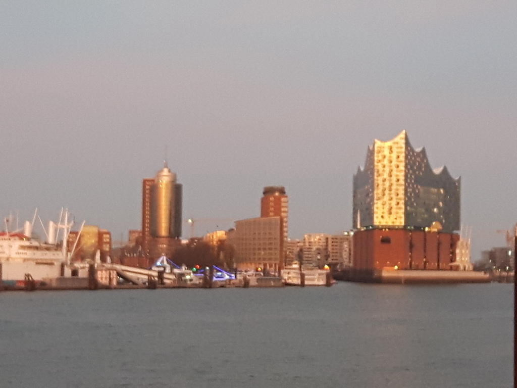 The best view to the "Elbphilharmonie" in Hamburg