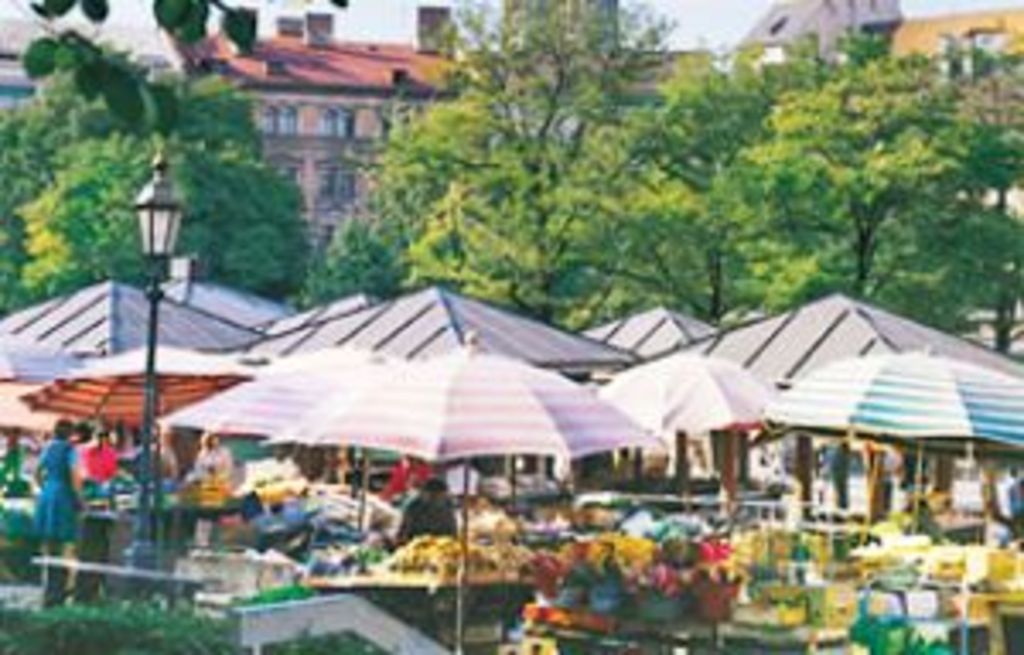 Munich Viktualien Market; daily food market 