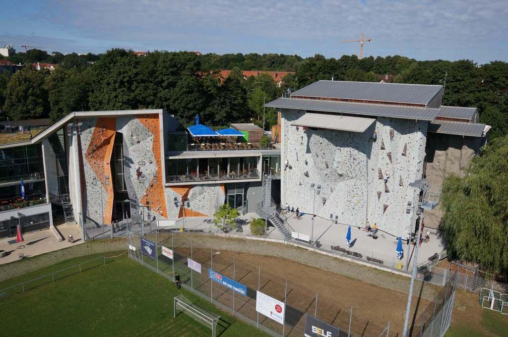 Climbing & Boulder Hall, outdoors