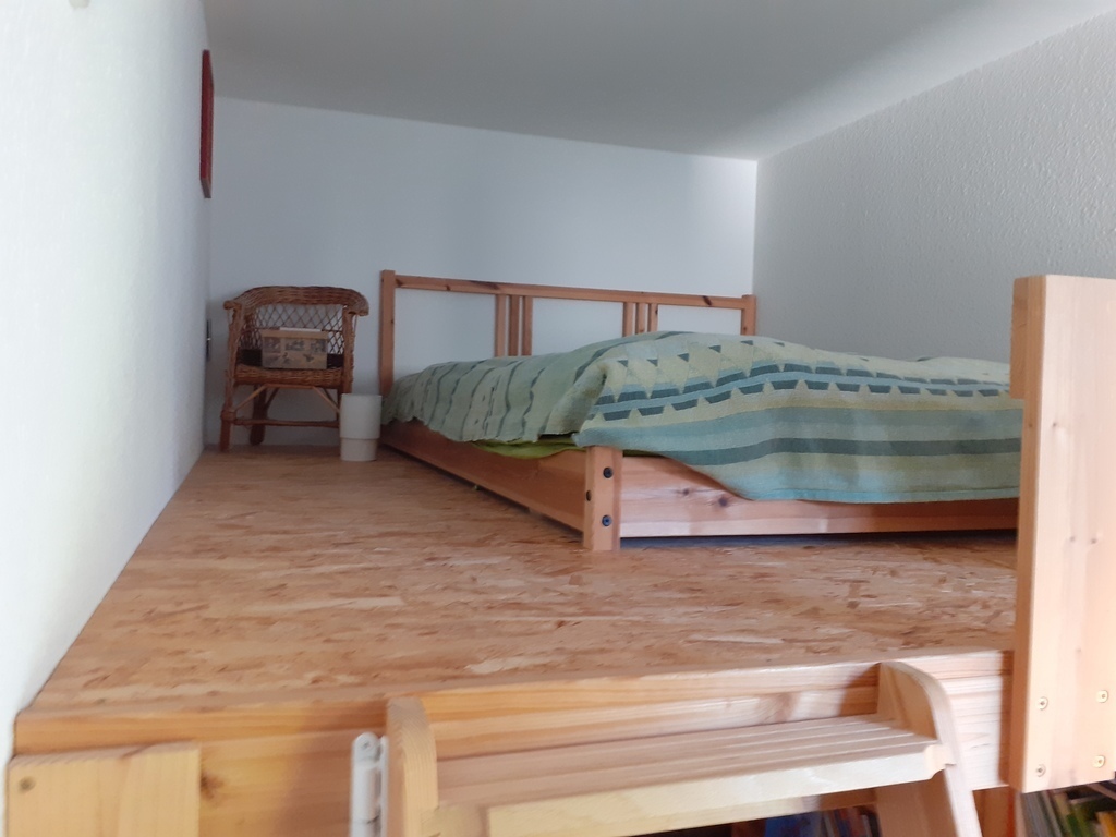 bunk bed in sleeping room 3