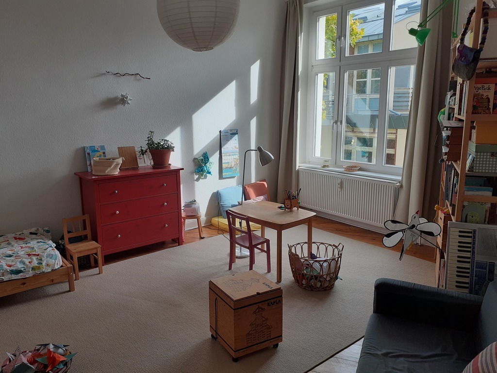 children room/sleeping room 2