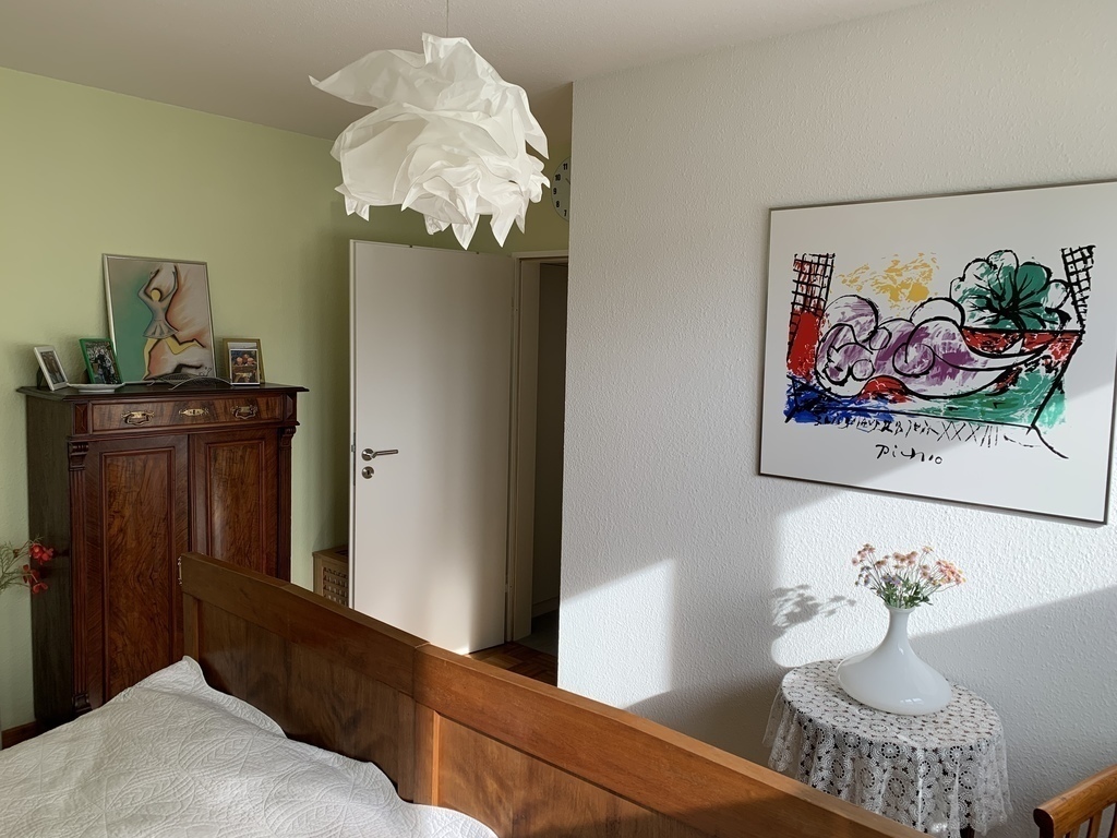 Schlafzimmer/Bedroom