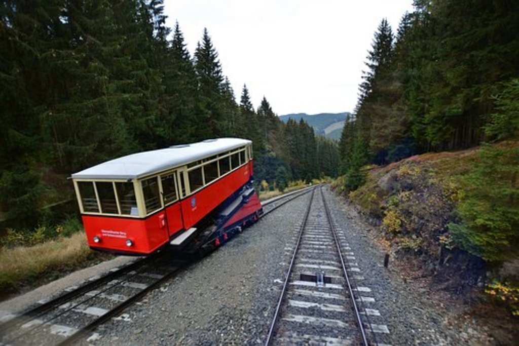 Oberweissbach vertical train