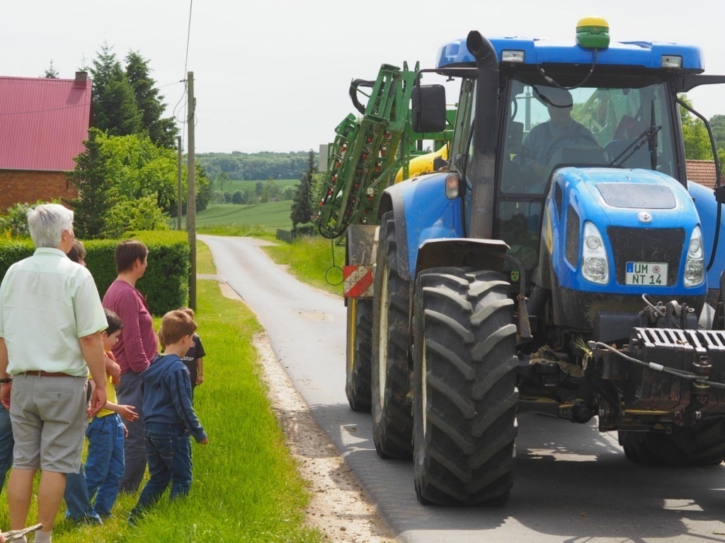 agriculture to touch