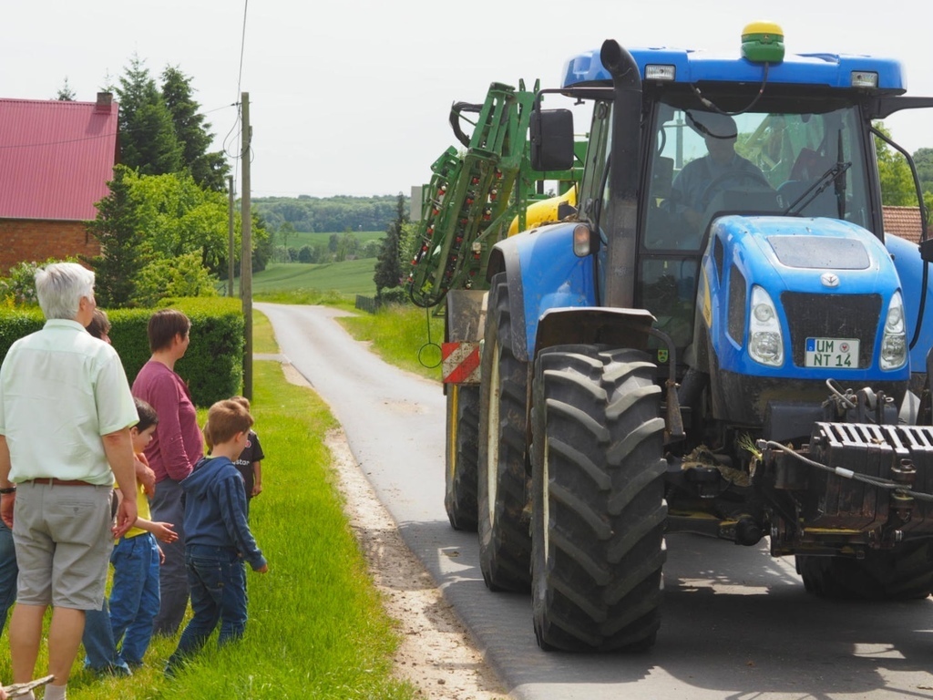 agriculture to touch