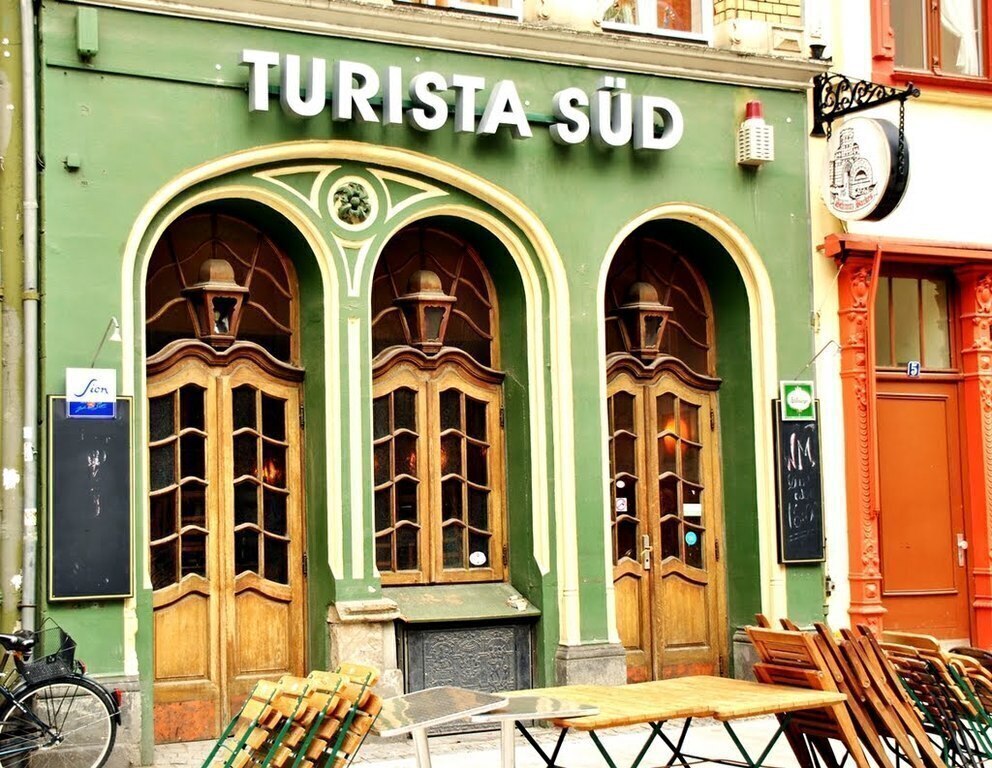 ...Tapas at Tourista Süd...