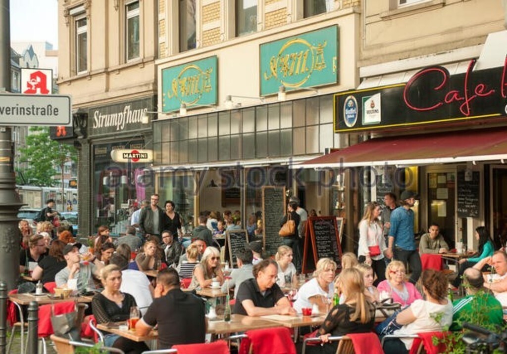 ..."Meister Gerhard" or "Café-Kult"...