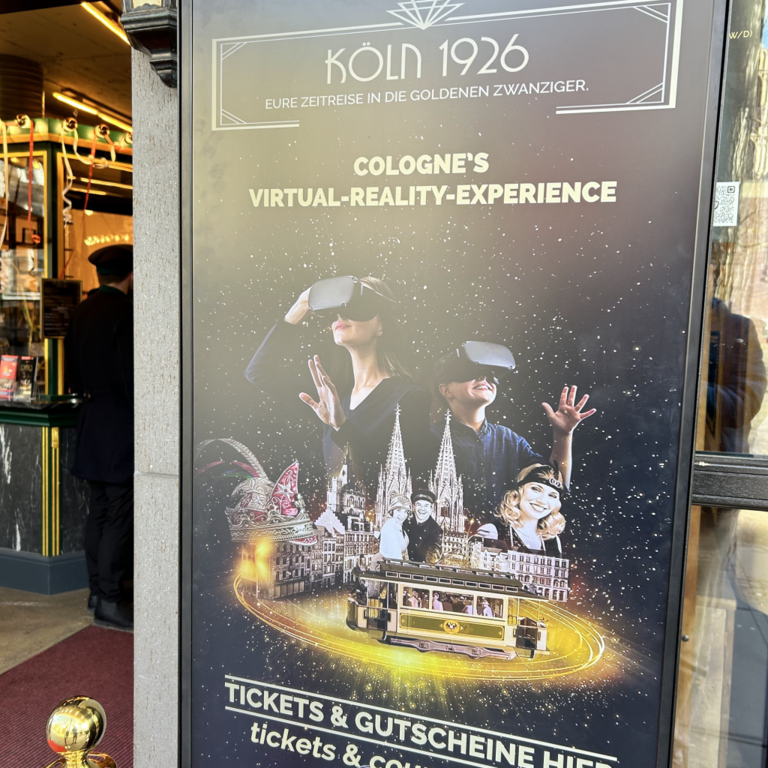 ... modern methods of hybrid sightseeing...