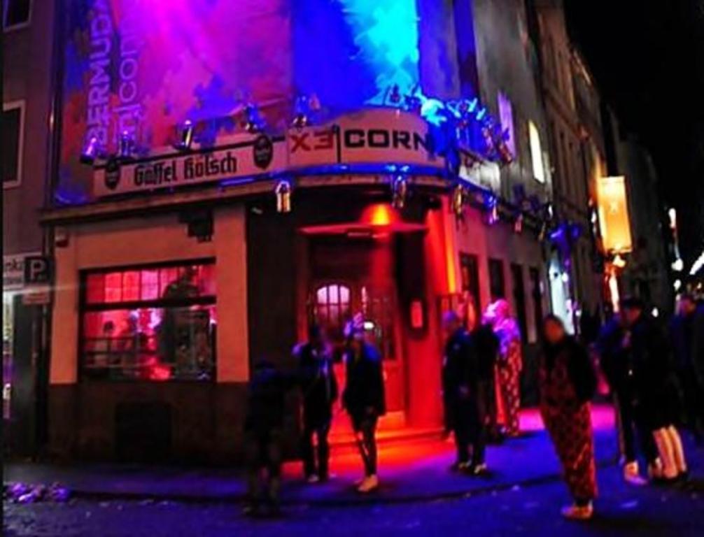 ...at each corner...