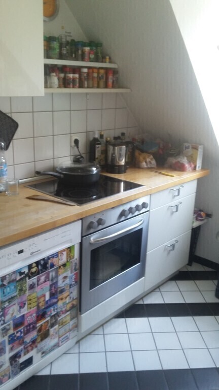 ...the (much too small) kitchen...