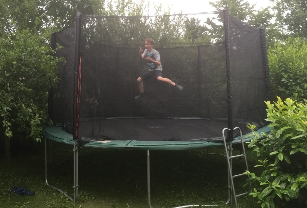 Trampoline / Trampolin