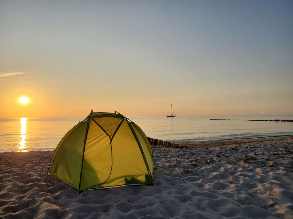 Relaxing on the beach / Entspannen am Strand