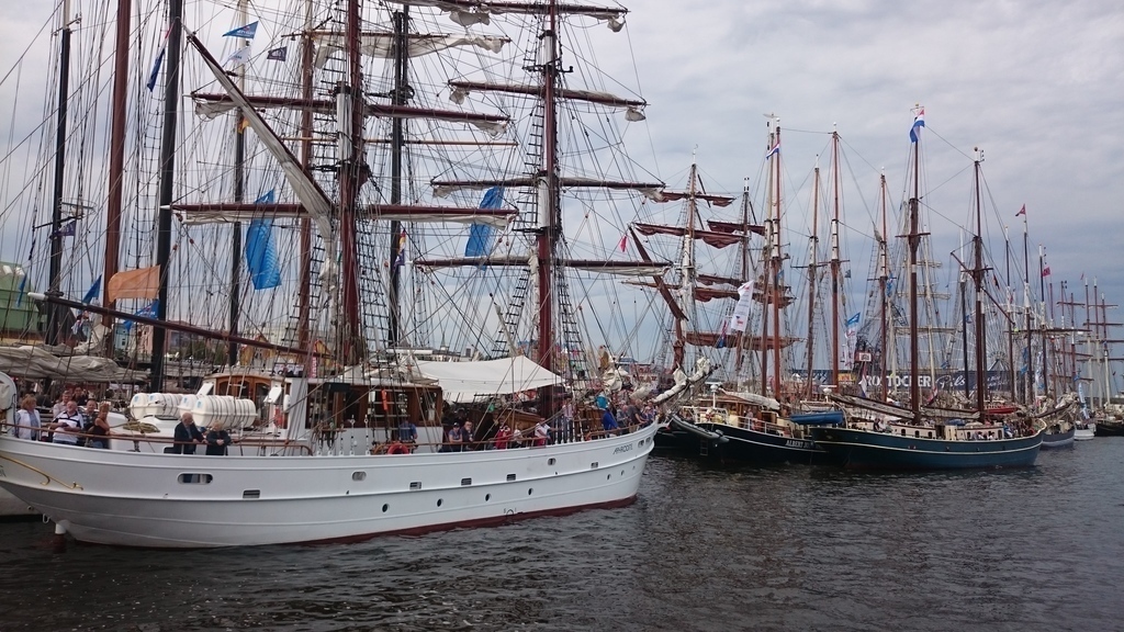 Hanse Sail one of the biggest sailing events on the baltic sea / Hanse-Sail - eines der wichtigsten Segelevents der Ostsee