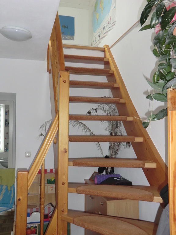 Treppe zum Dachgeschoss