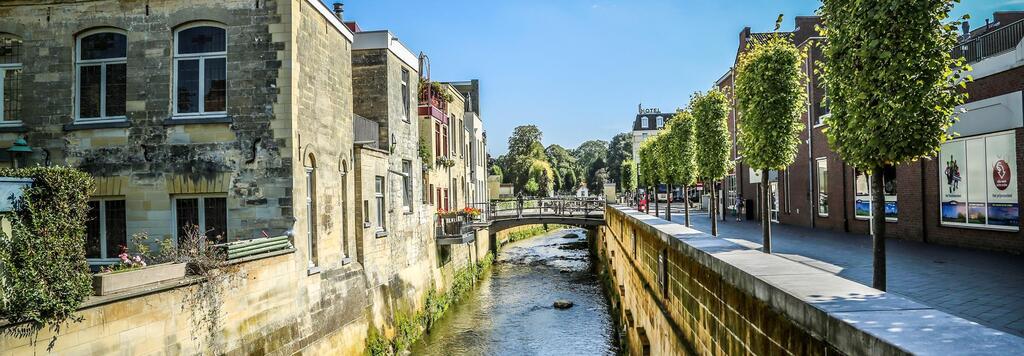Valkenburg (NL) 22 km entfernt