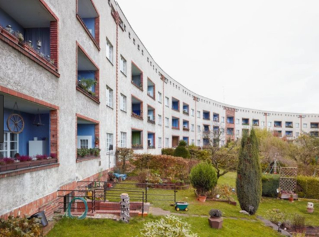 Das sogenannte "Hufeisen" / The so-called "horseshoe"