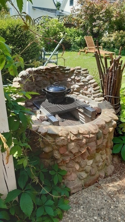 BBQ or fireplace
