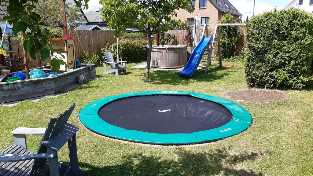 trampoline