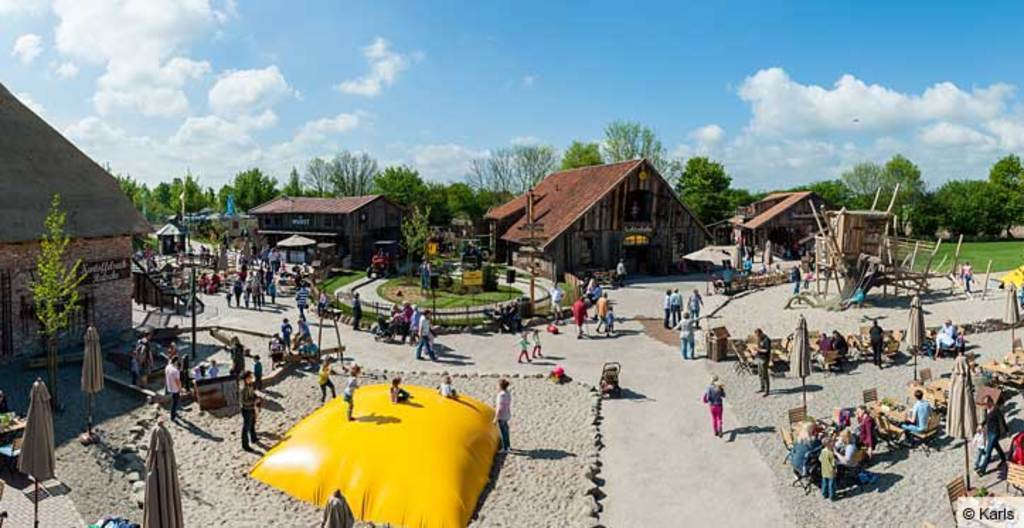 Karl's theme park for free (25km)