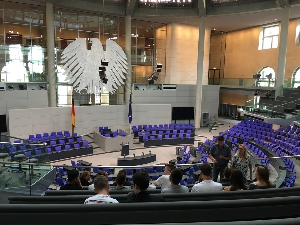 Reichstag mit Bundestag (13 km)/ Reichstag with Bundestag (13 km)