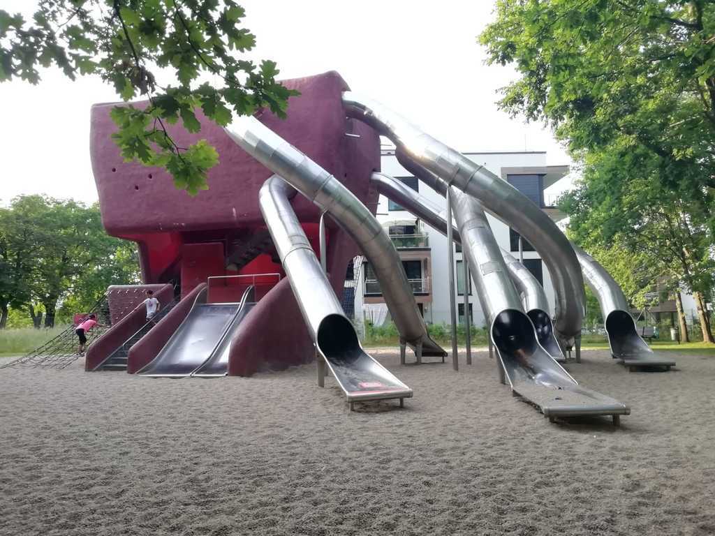 Rutschenturm im Volkspark