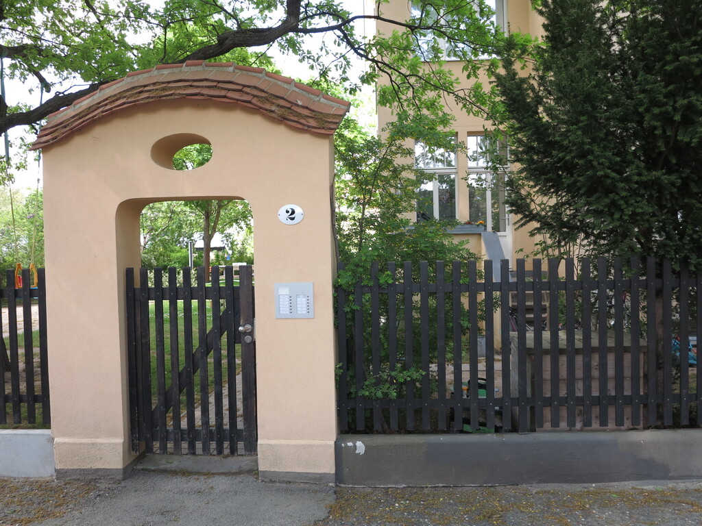 entrance to the estate
