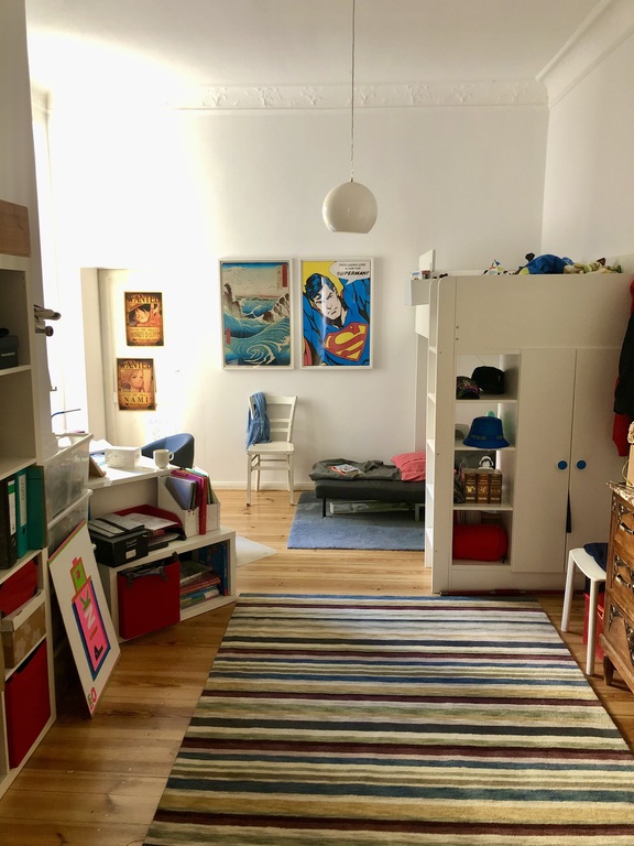 boy's room