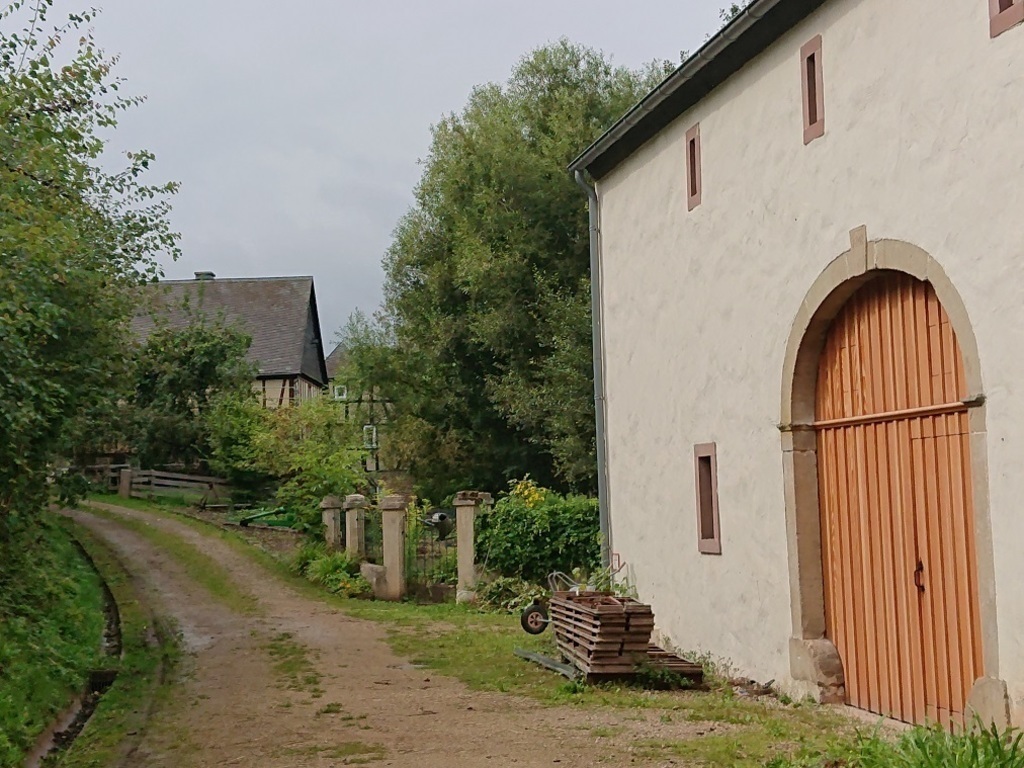Museum "Roscheider Hof" in Konz, 16 km.