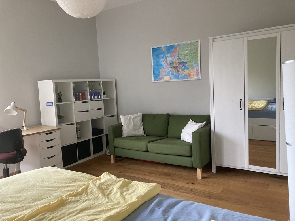 Simon´s room (140x200 bed)