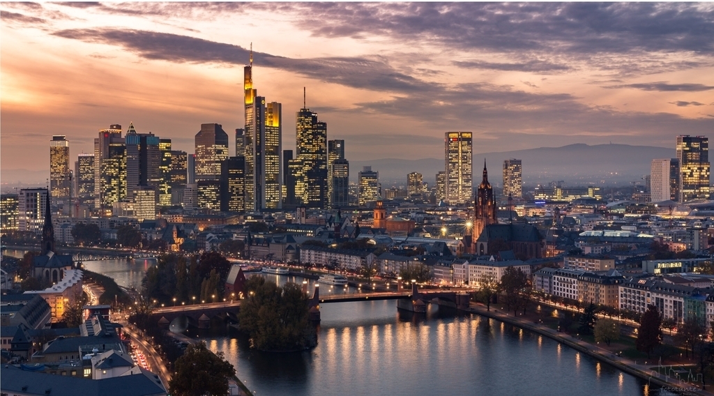 Frankfurt Skyline - 1:20 hours drive