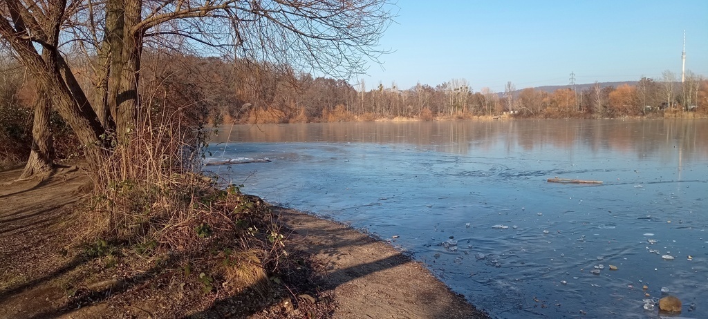 former gravel pit where people like to go swimming and water skiing