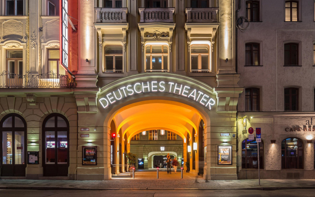 Deutsches Theater, 10 minutes by foot from our home