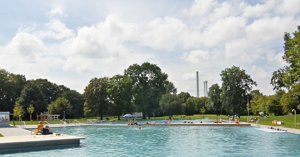 Schyrenbad, Munich's oldest open air swimming pool, 10 min by bus