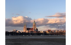 Theresienwiese and St. Paul, 2 min by foot