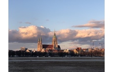 Theresienwiese and St. Paul, 2 min by foot