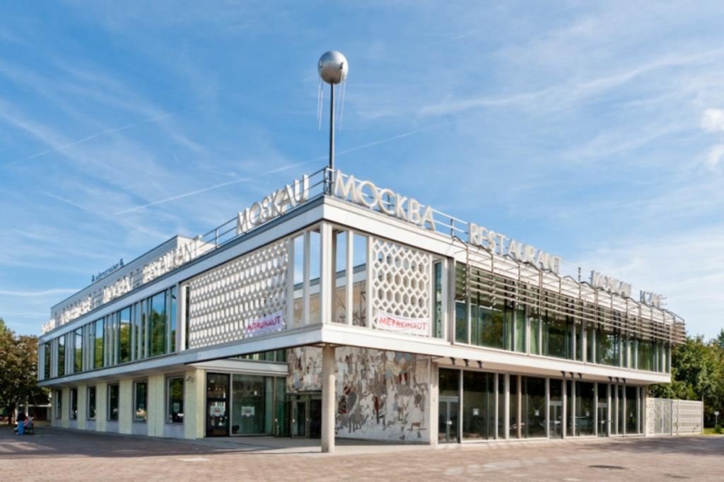 Cafe Moskau on the boulevard Karl-Marx-Allee (2 min. walking)