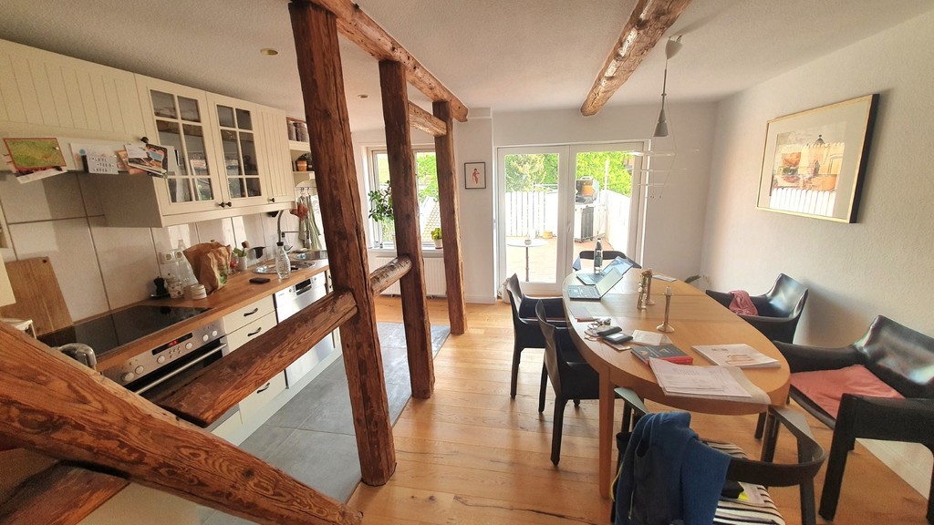 Kitchen and dining room 