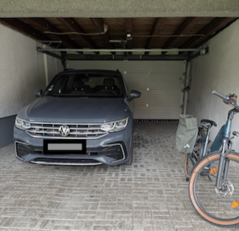 Mein Auto VW -Tiguan 2.0 Bj. 2024 -Automatik- Mein e-Bike Kalkhoff mit Bosch Motor