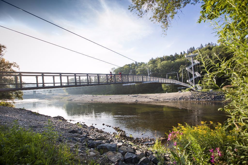 Iller Erlebnissteg 20 min away