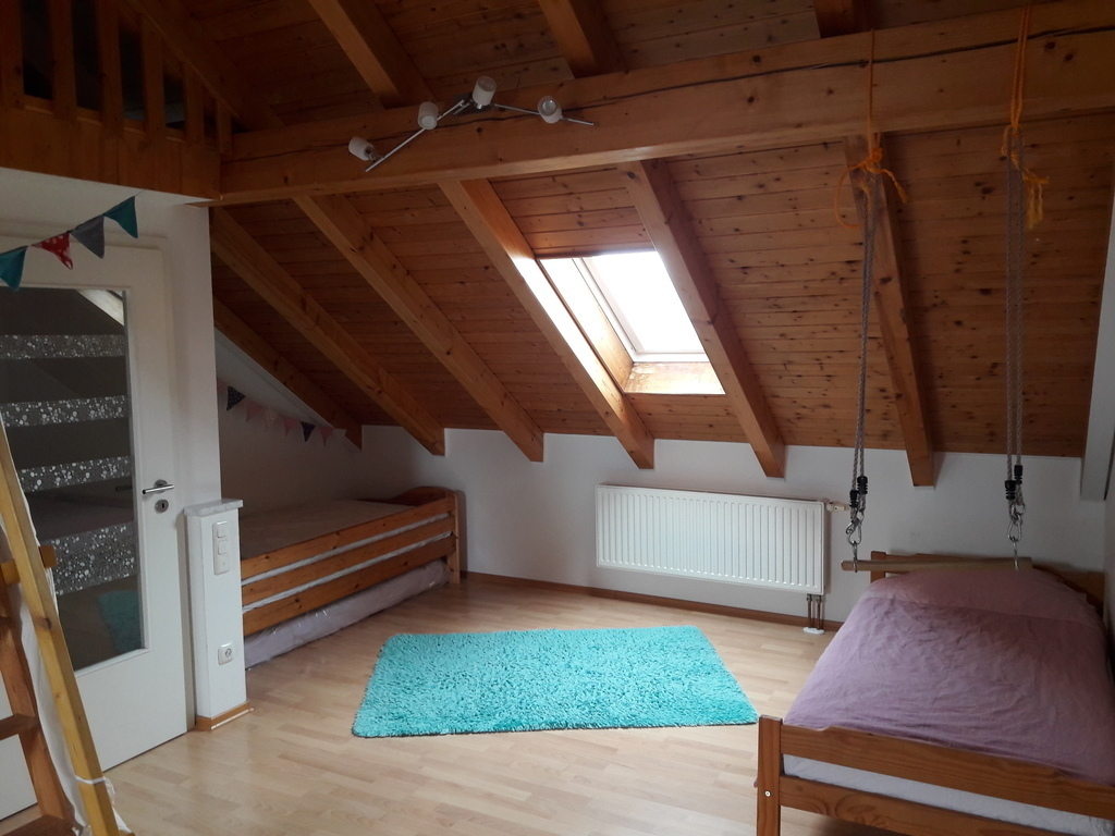 one big room for sleeping and playing