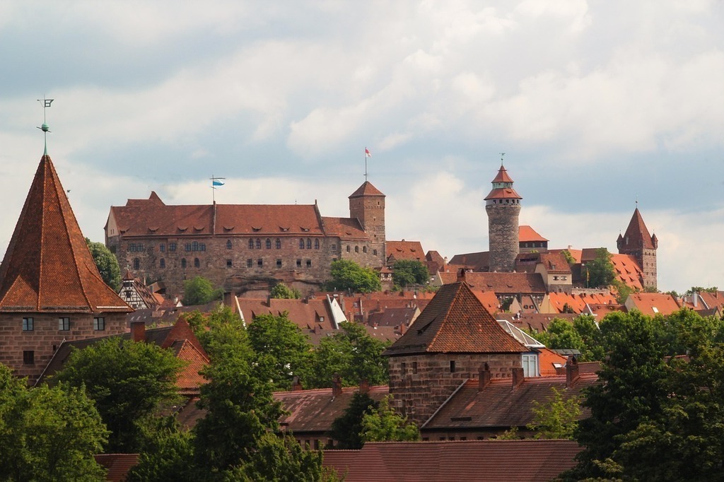 Nuremberg castle panoramic version; Bild von <a href="https://pixabay.com/de/users/garten-gg-201217/?utm_source=link-attribution