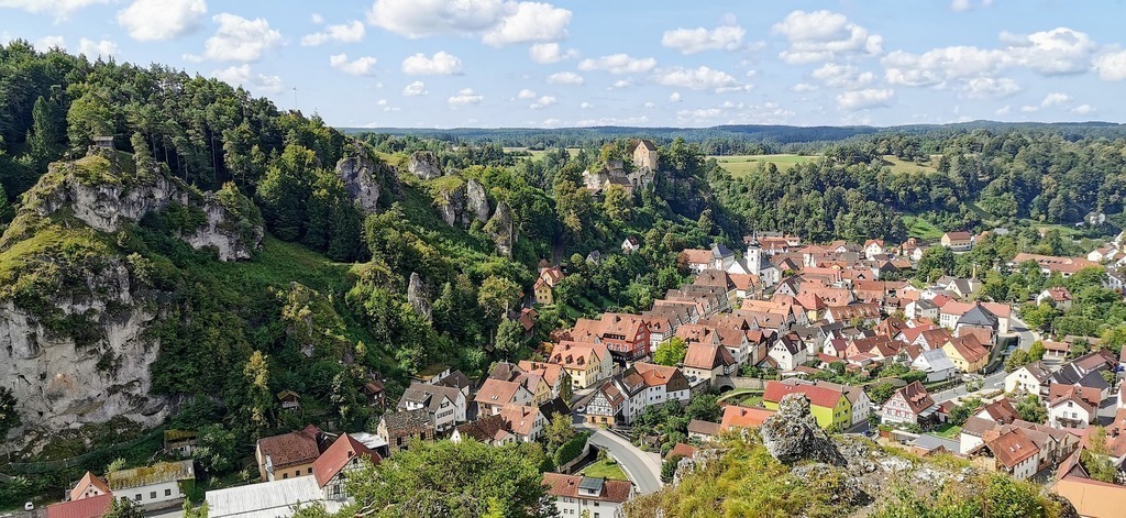 Franconian Switzerland; Bild von <a href="https://pixabay.com/de/users/geoworld-3911596/?utm_source=link-attribution&amp;utm_med