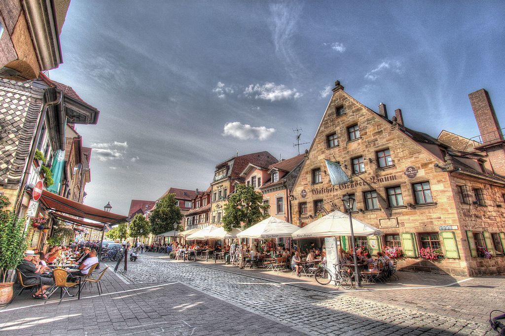 Gustavstraße Fürth; Alexander Mayer, CC BY-SA 3.0 DE <https://creativecommons.org/licenses/by-sa/3.0/de/deed.en>, via Wikimedia 