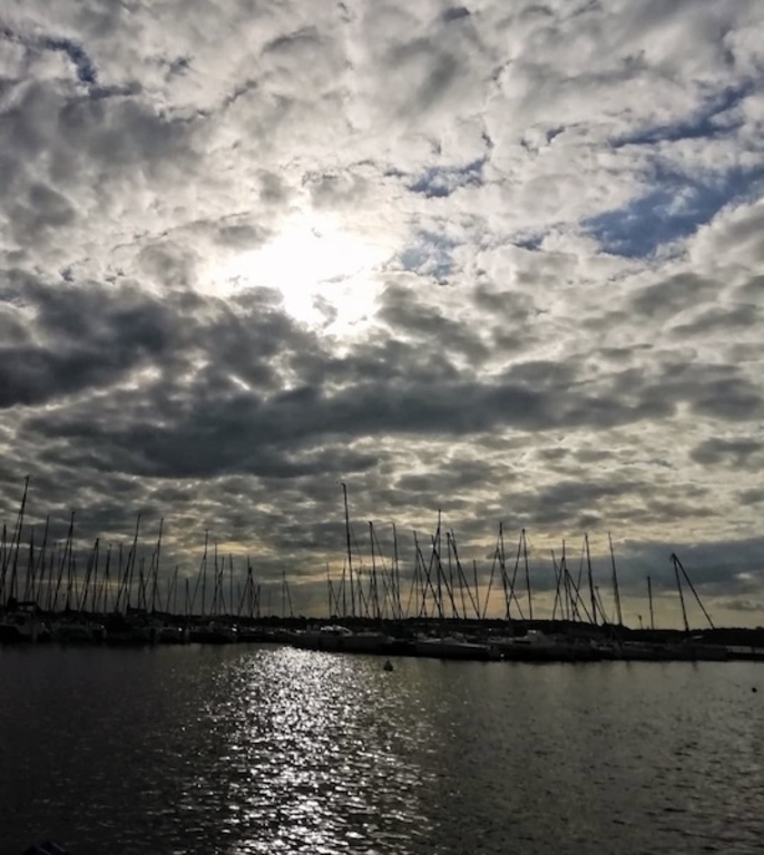 Abendstimmung am Hafen / evenig atmosphere port