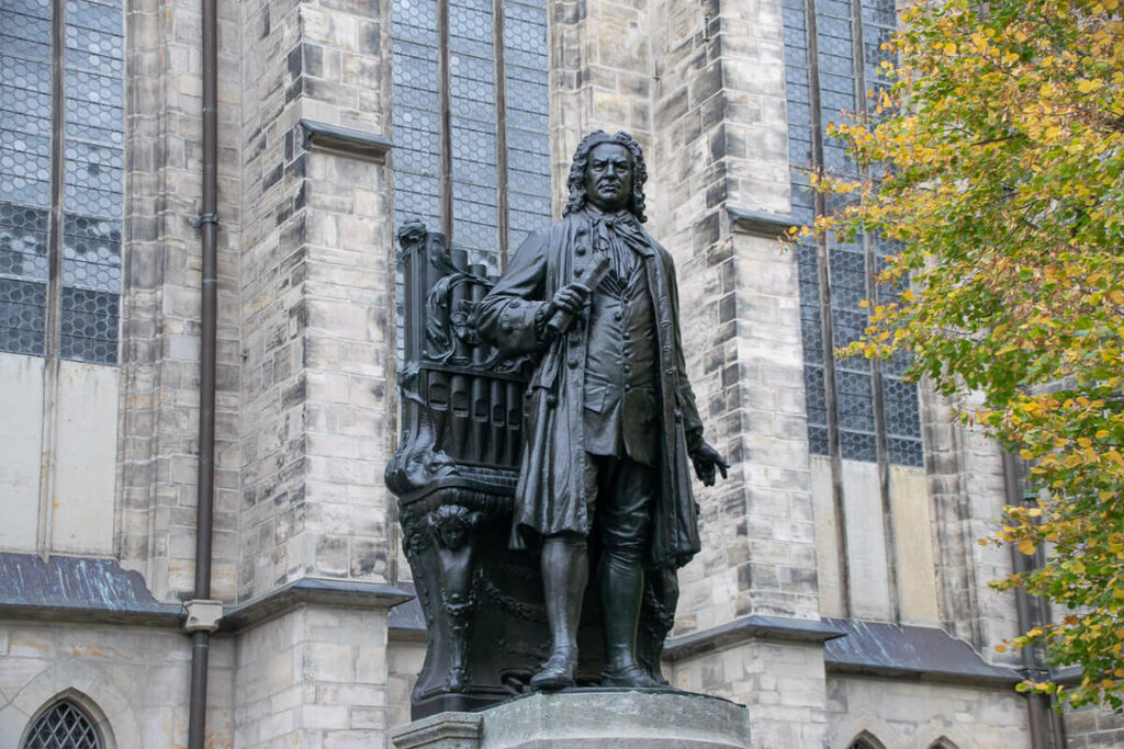 J. S. Bach Denkmal Thomaskirche Leipzig/ Monument J.S. Bach St. Thomas church