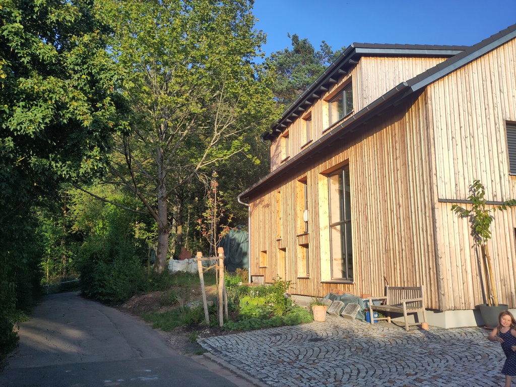 our house is the last one in a small dead end street and borders to a liitle "wood"